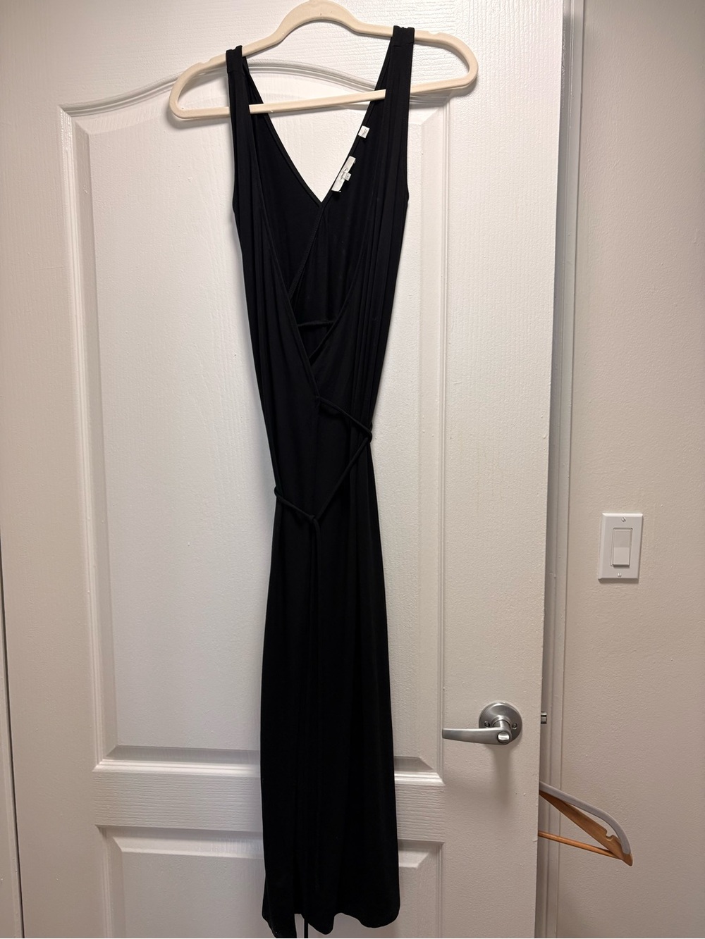 Vince S Black V-Neck Draped Long Jersey Wrap Dress Resort Beach Effortless Class